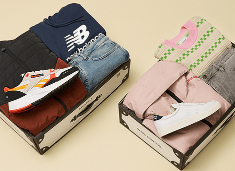 Deux box OUTFITTERY remplies de looks sélectionnés